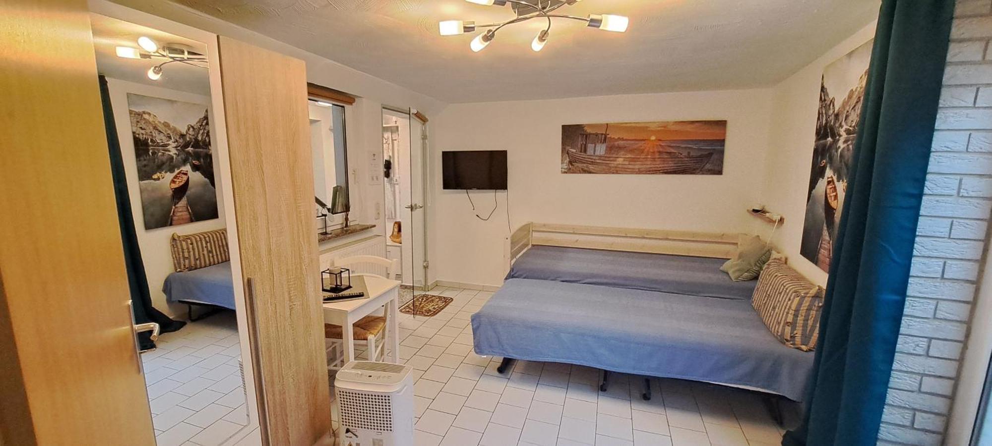 Private 1-2,5 -Zimmer-Wohnung Mit Terrasse Цюлпих Екстериор снимка